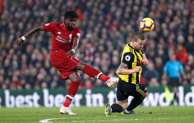  波鸿保级关键战告捷，全队众志成城拼下胜利