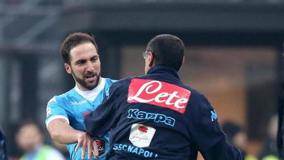  那不勒斯客场告捷，意甲领头羊位置稳固如初